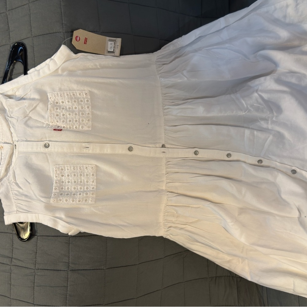 White Levi’s Button-Up Dress with Eyelet Pockets - Child Large